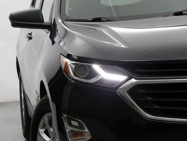 2021 Chevrolet Equinox LS photo 4