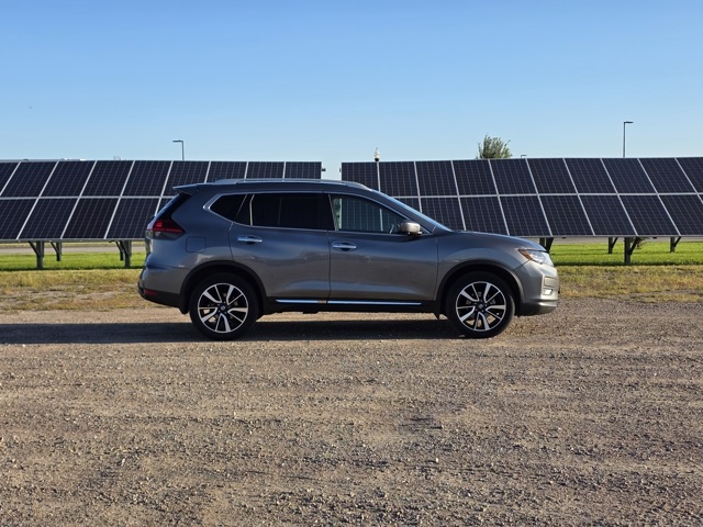 2017 Nissan Rogue SL