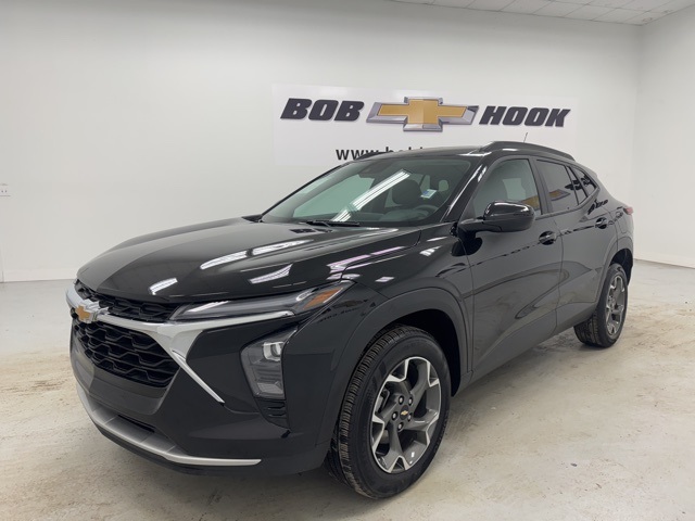 used 2024 Chevrolet Trax car, priced at $20,990