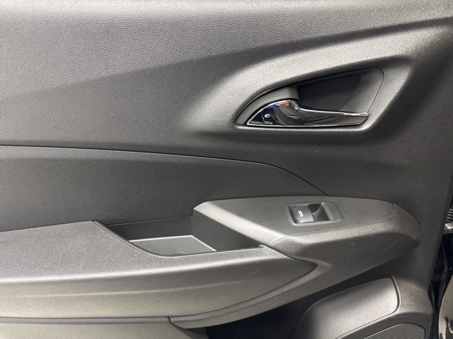 used 2024 Chevrolet Trax car, priced at $20,990