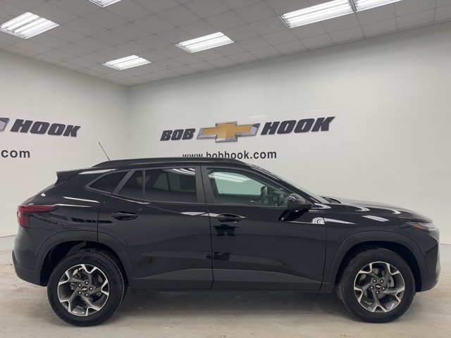 used 2024 Chevrolet Trax car, priced at $20,990