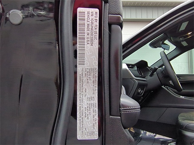 new 2025 Jeep Grand Cherokee car, priced at $44,959