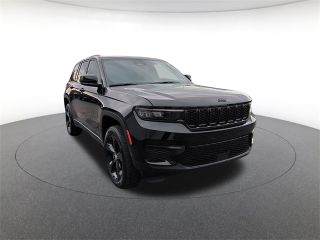 new 2025 Jeep Grand Cherokee car, priced at $44,959