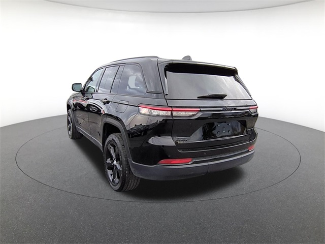 new 2025 Jeep Grand Cherokee car, priced at $44,959