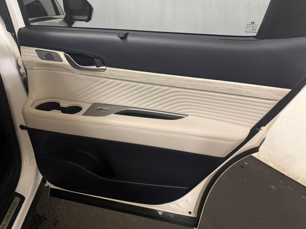 used 2023 Hyundai Palisade car, priced at $34,997