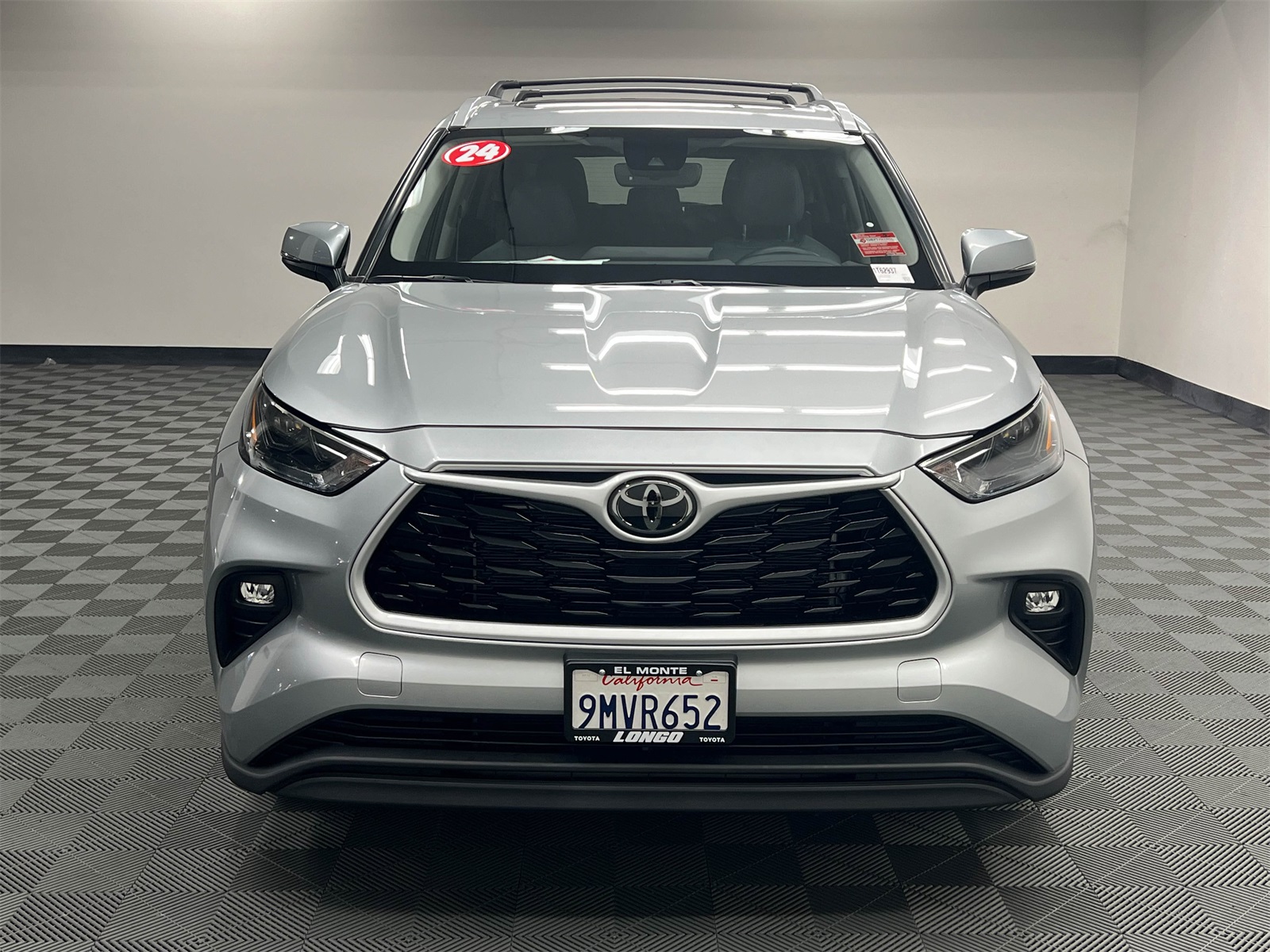 used 2024 Toyota Highlander car, priced at $36,688