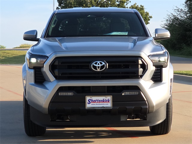 2025 Toyota Tacoma SR5 Double Cab photo 2