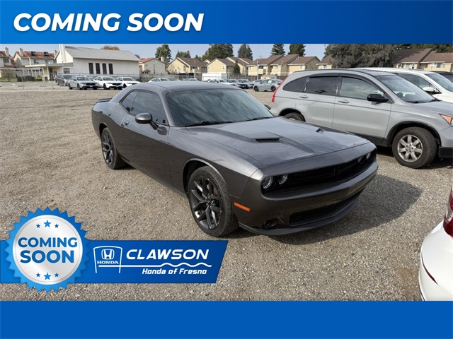 2019 Dodge Challenger SXT's photo