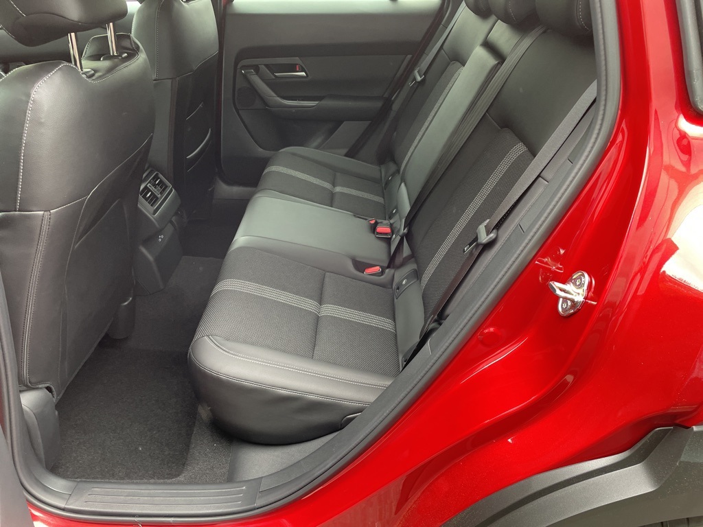 2025 Mazda CX-50 2.5 S Preferred photo 9