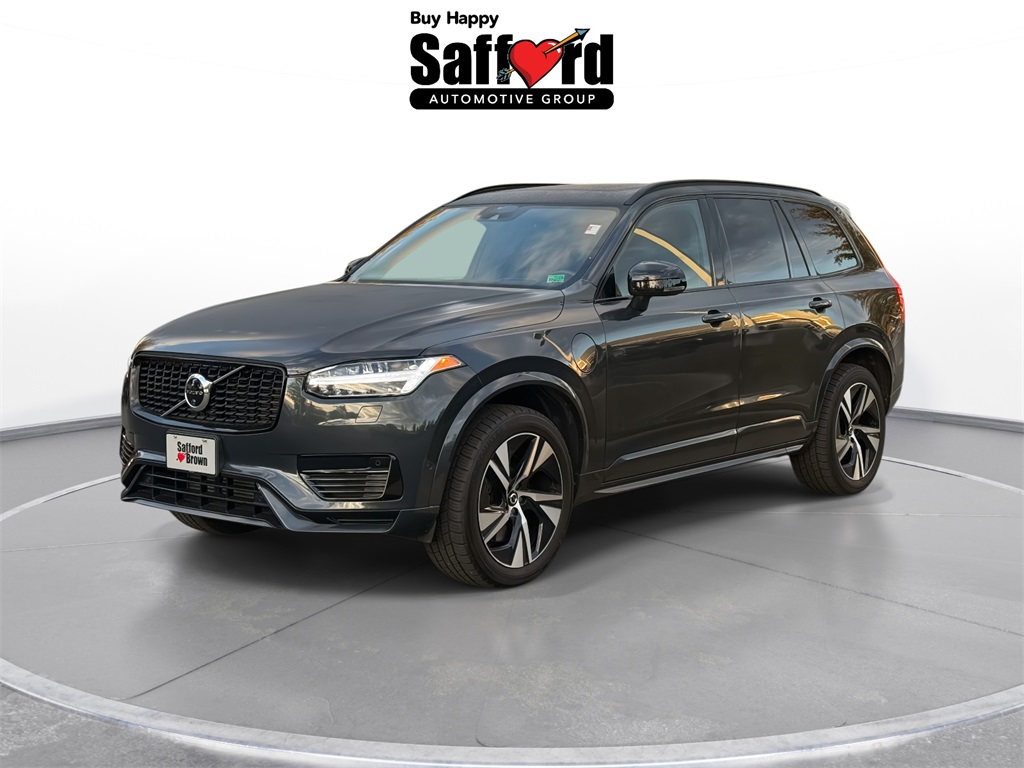 2021 Volvo XC90 R-Design