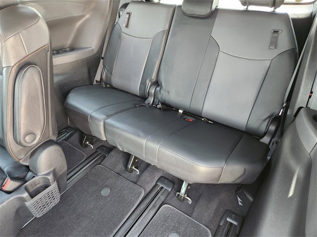 2022 Gray Toyota Sienna XSE FWD Van