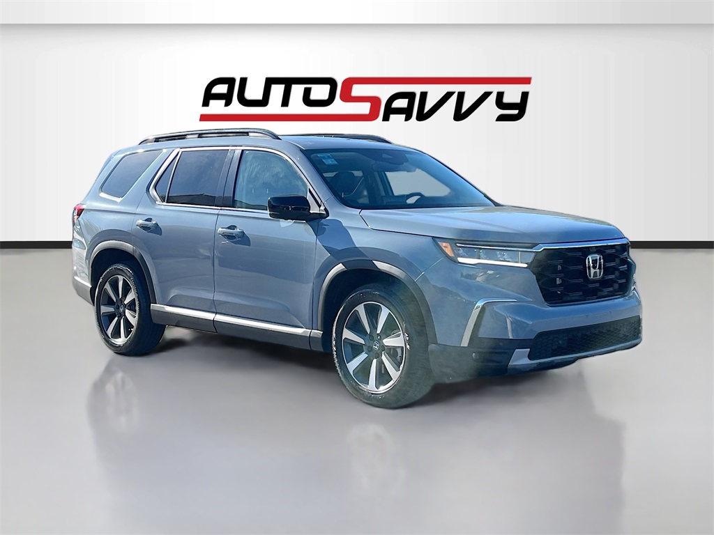 2023 Honda Pilot Elite's photo