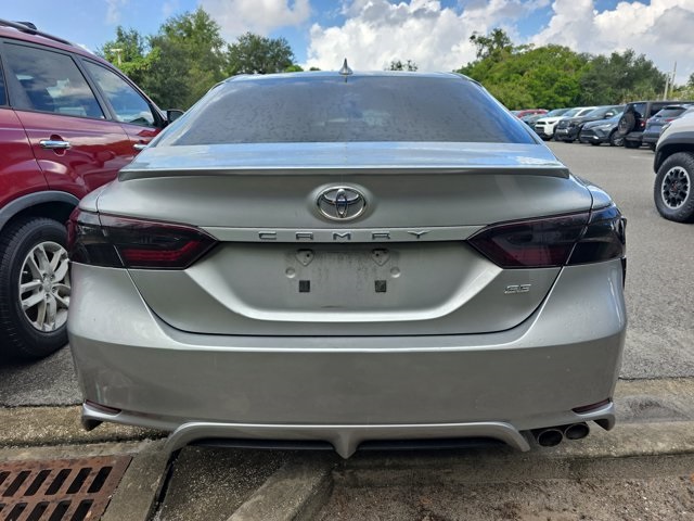 2021 Toyota Camry SE photo 5