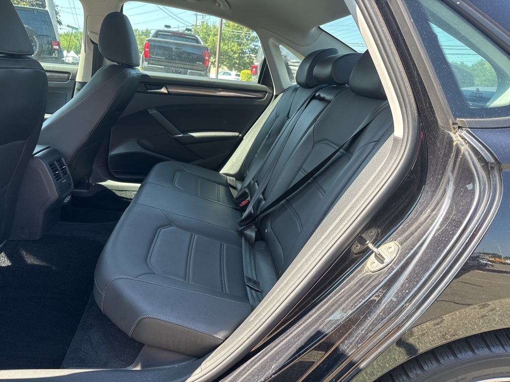 2020 Black Volkswagen Passat 2.0T R-Line FWD Sedan