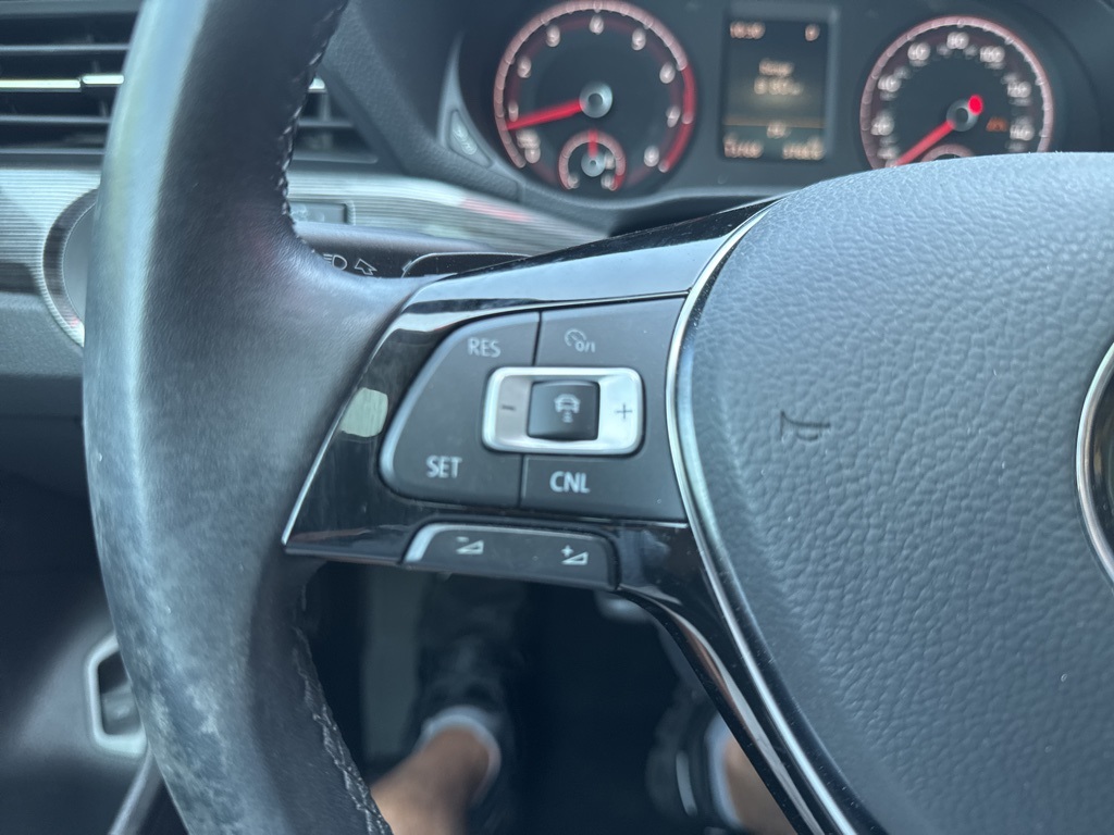 2020 Black Volkswagen Passat 2.0T R-Line FWD Sedan