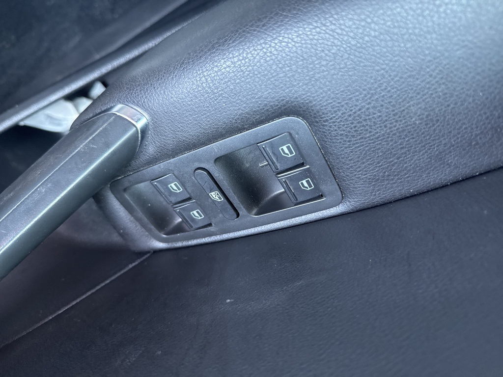 2020 Black Volkswagen Passat 2.0T R-Line FWD Sedan