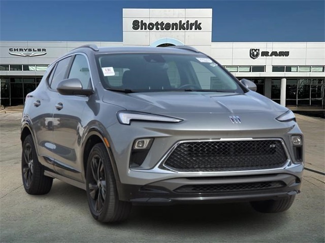 2024 Buick Encore GX Sport Touring's photo