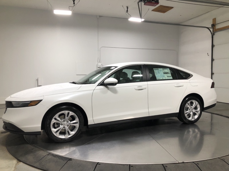 2025 Honda Accord 1.5T LX photo 4