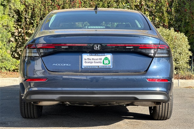 2025 Honda Accord SE photo 3