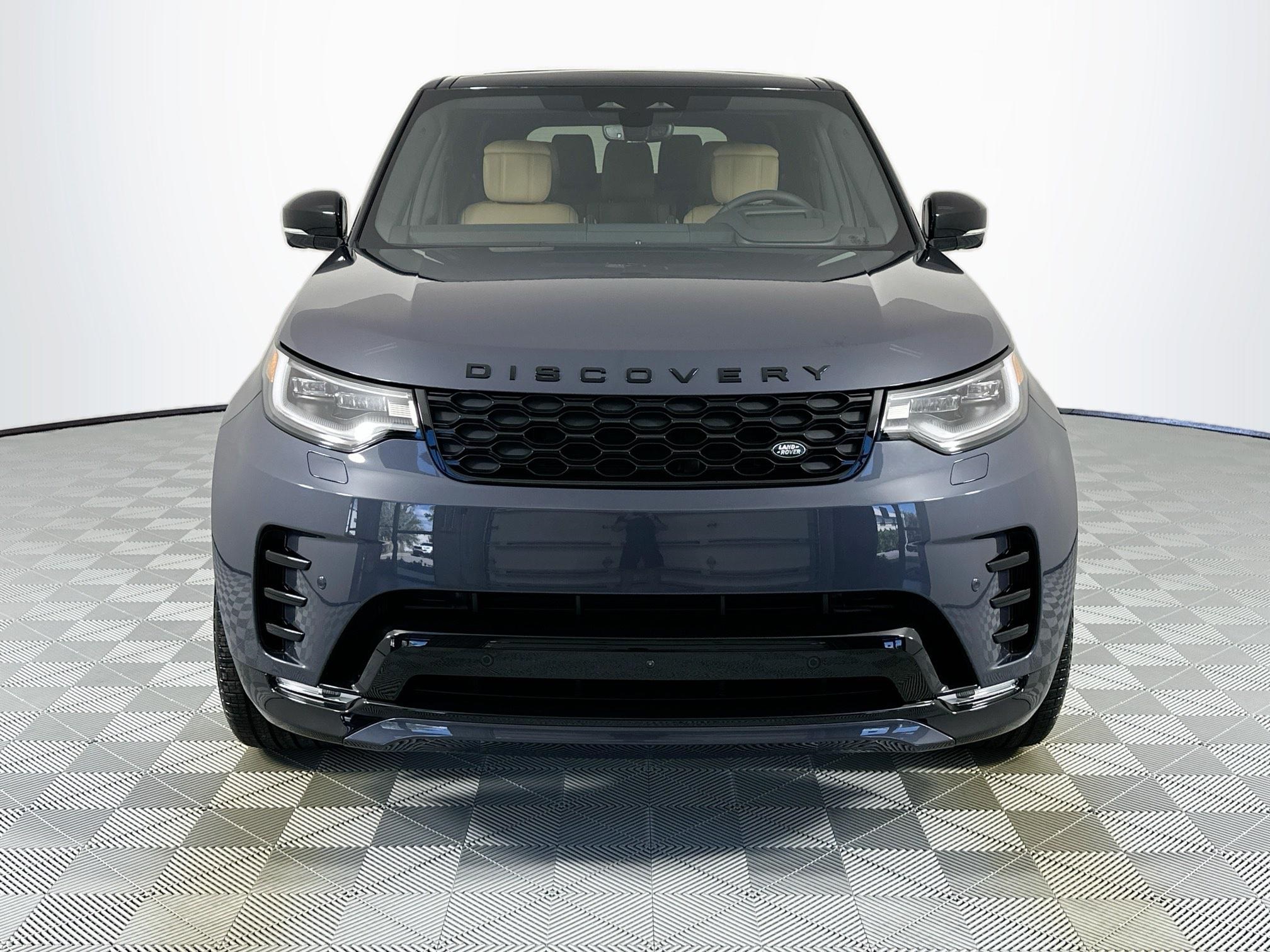 new 2025 Land Rover Discovery car, priced at $82,443