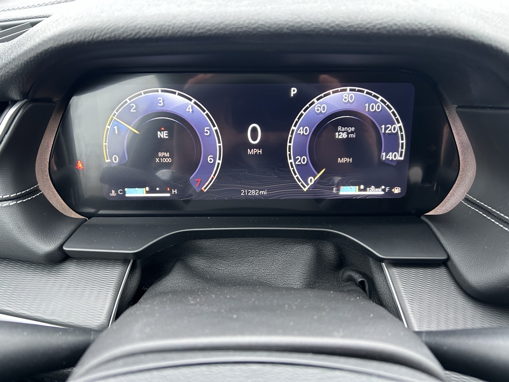 used 2024 Jeep Grand Cherokee car, priced at $33,526