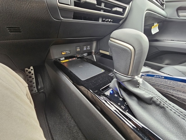 2025 Toyota Camry XSE photo 13