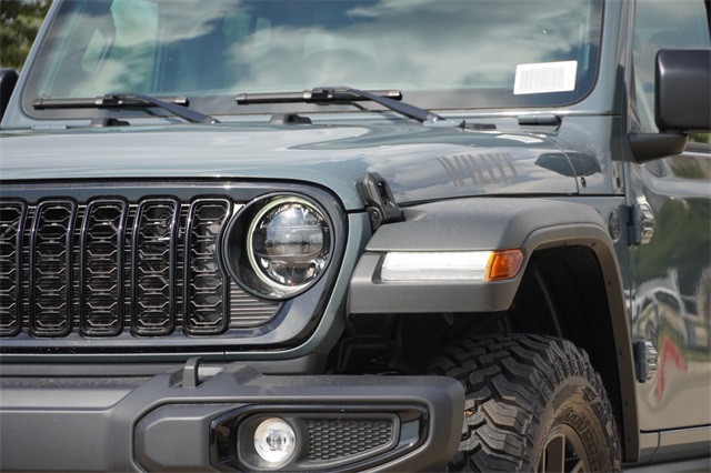 2025 Jeep Wrangler Willys photo 4