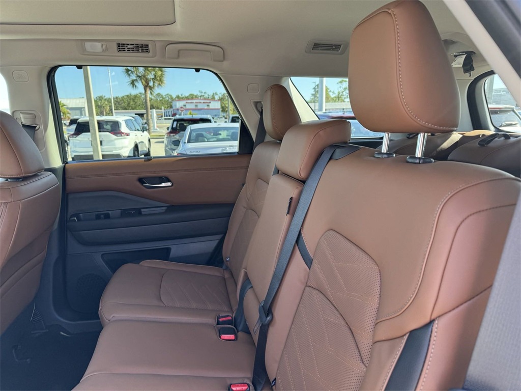 New 2025 Nissan Pathfinder SUV