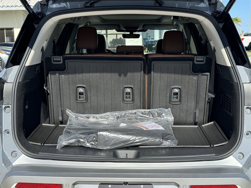 New 2025 Nissan Pathfinder SUV