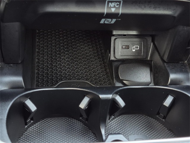 used 2022 Mercedes-Benz E-Class car, priced at $39,924