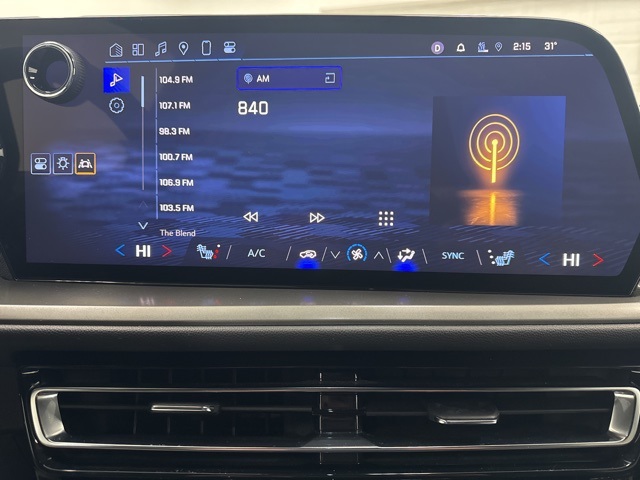 used 2024 Chevrolet Traverse car, priced at $34,888