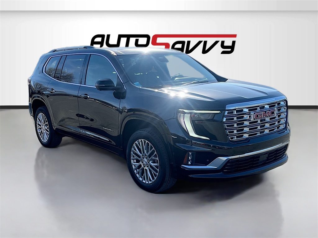 2024 GMC Acadia Denali's photo