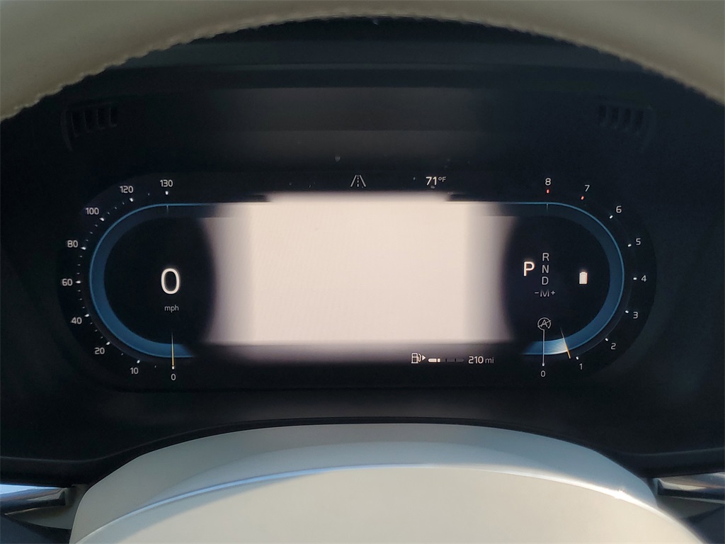 used 2022 Volvo XC60 car, priced at $23,989