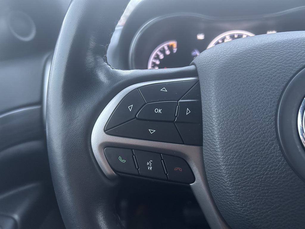 used 2022 Jeep Grand Cherokee WK car, priced at $24,172