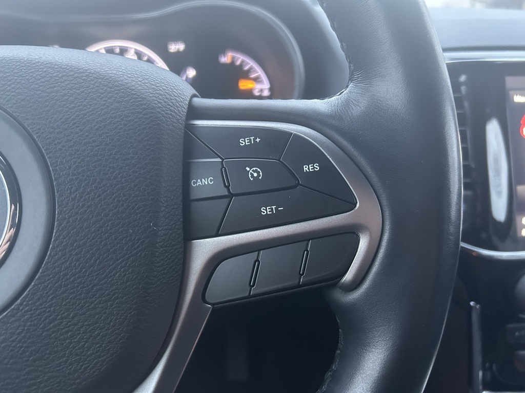 used 2022 Jeep Grand Cherokee WK car, priced at $24,172