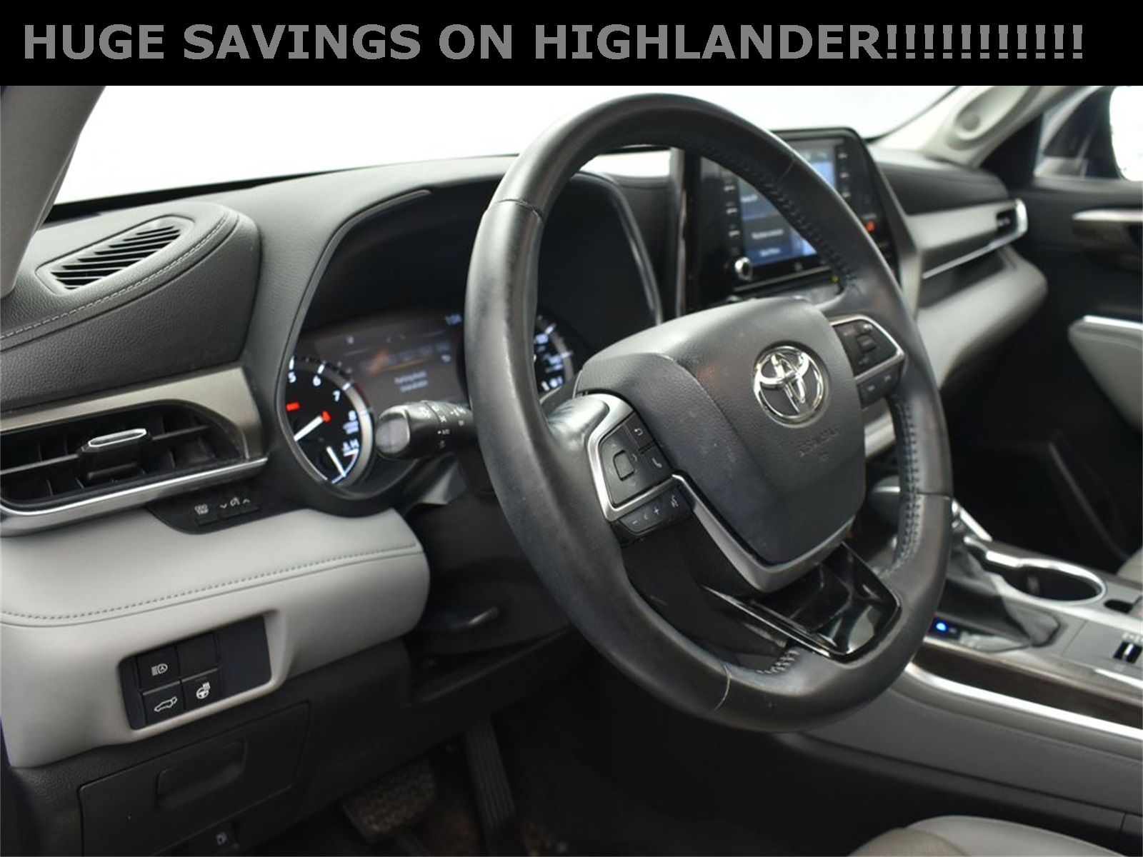 2021 Magnetic Gray Metallic Toyota Highlander Limited FWD SUV