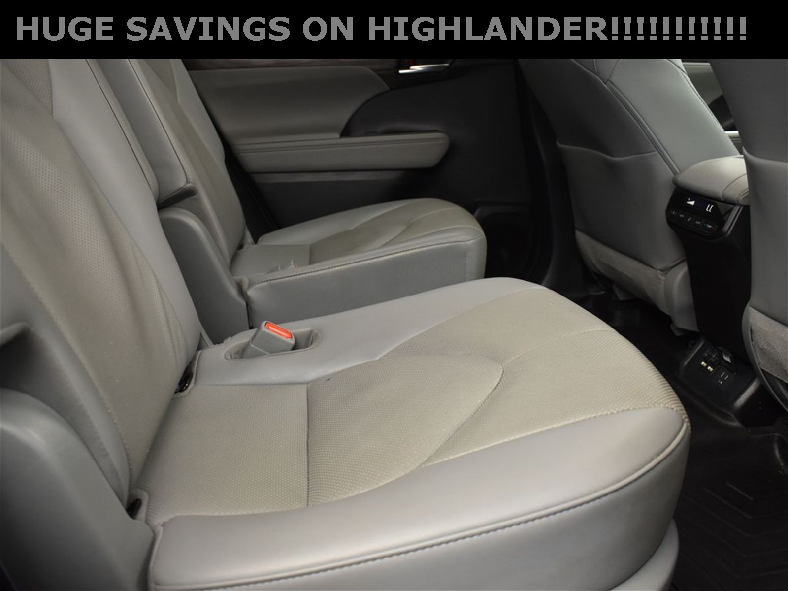2021 Magnetic Gray Metallic Toyota Highlander Limited FWD SUV