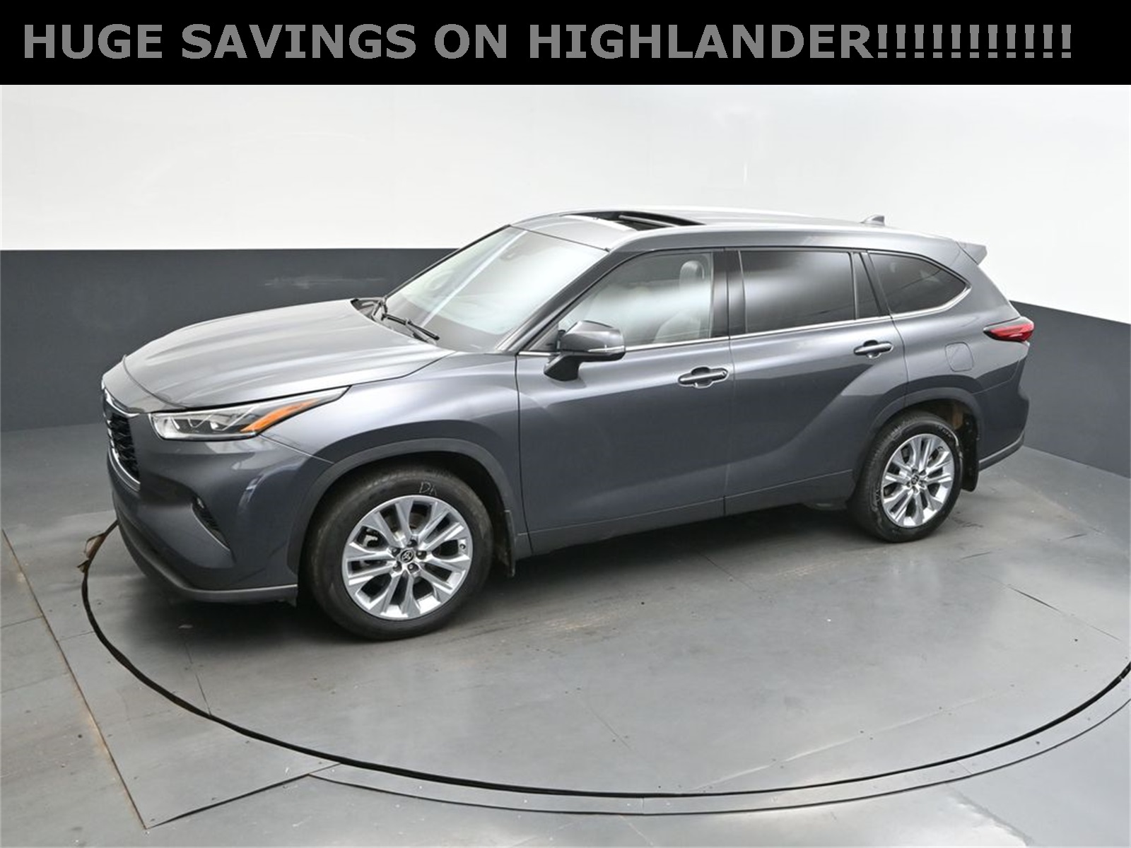 2021 Magnetic Gray Metallic Toyota Highlander Limited FWD SUV