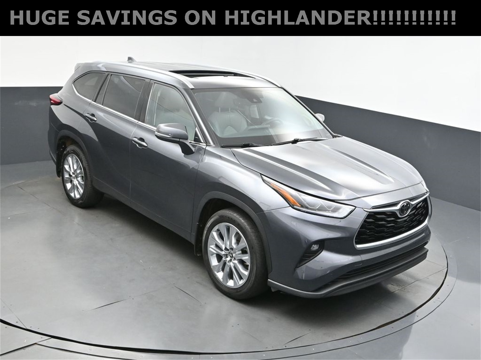 2021 Magnetic Gray Metallic Toyota Highlander Limited FWD SUV