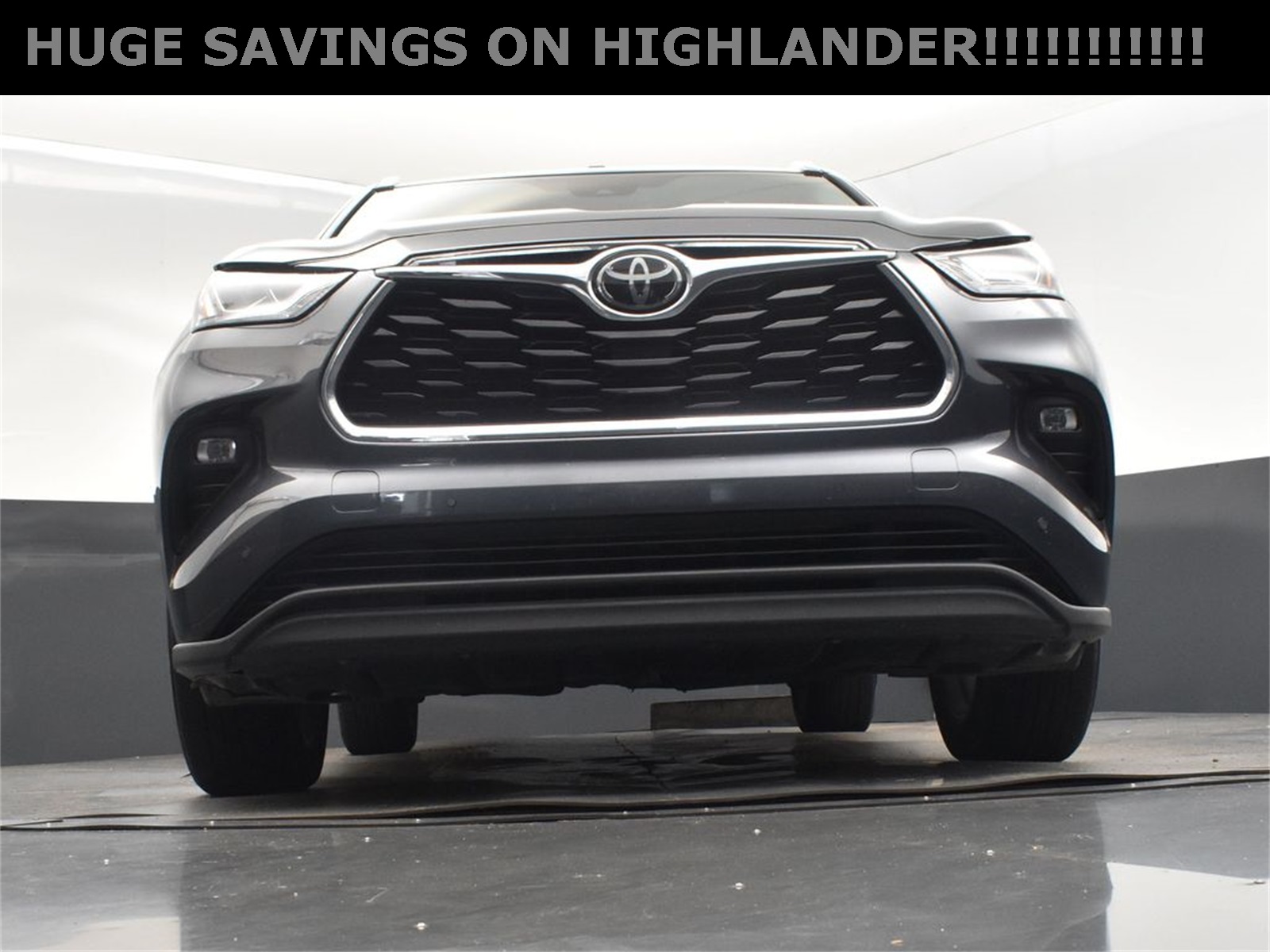 2021 Magnetic Gray Metallic Toyota Highlander Limited FWD SUV
