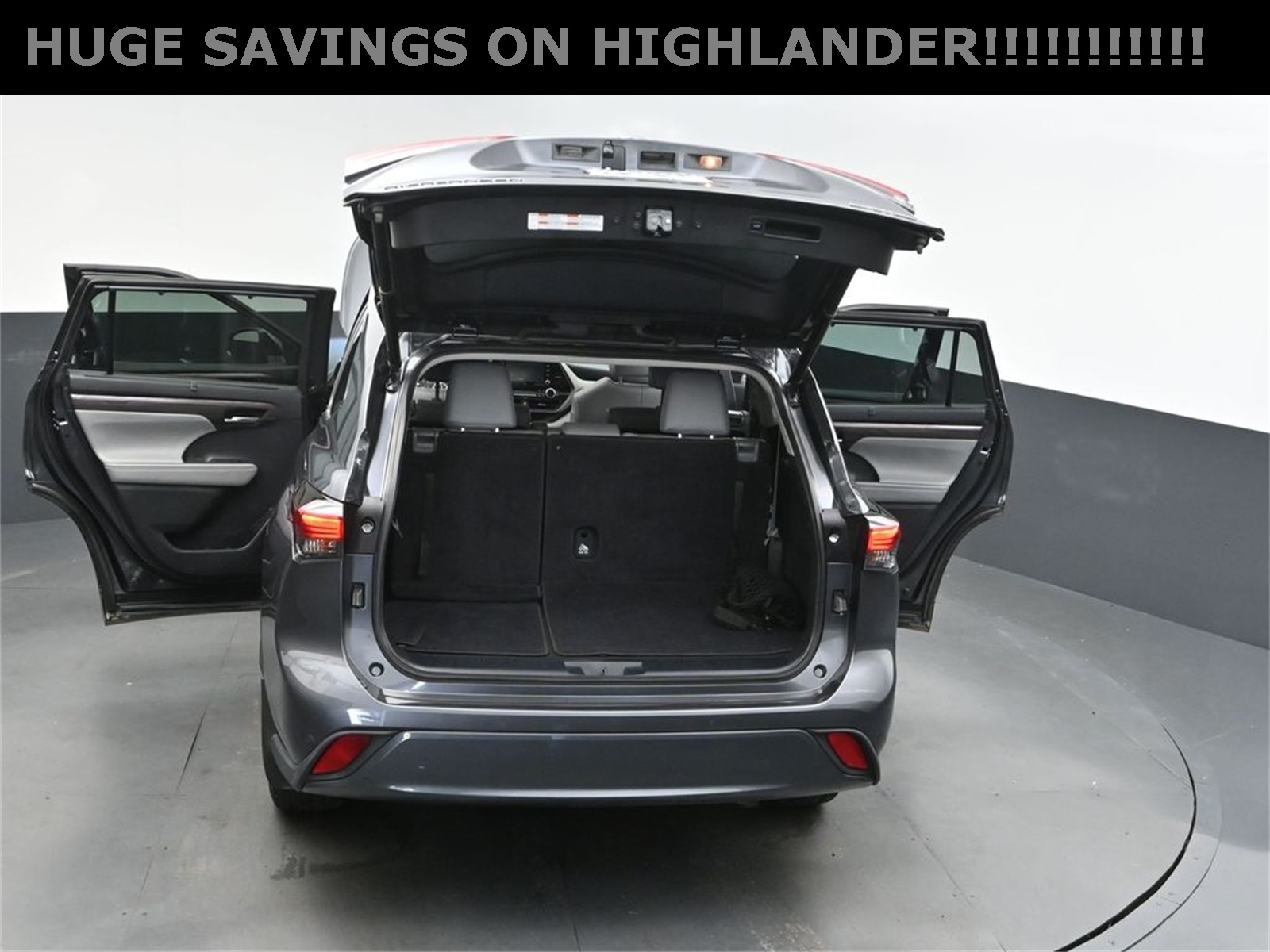 2021 Magnetic Gray Metallic Toyota Highlander Limited FWD SUV