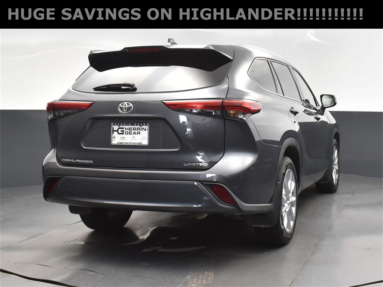 2021 Magnetic Gray Metallic Toyota Highlander Limited FWD SUV