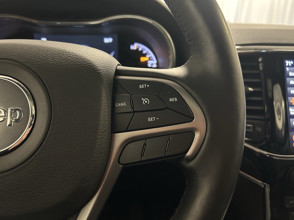 used 2021 Jeep Grand Cherokee car, priced at $22,774