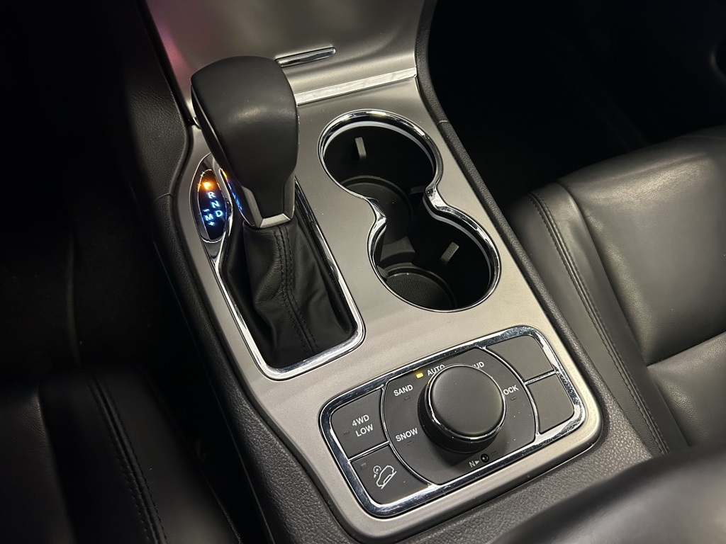 used 2021 Jeep Grand Cherokee car, priced at $22,774