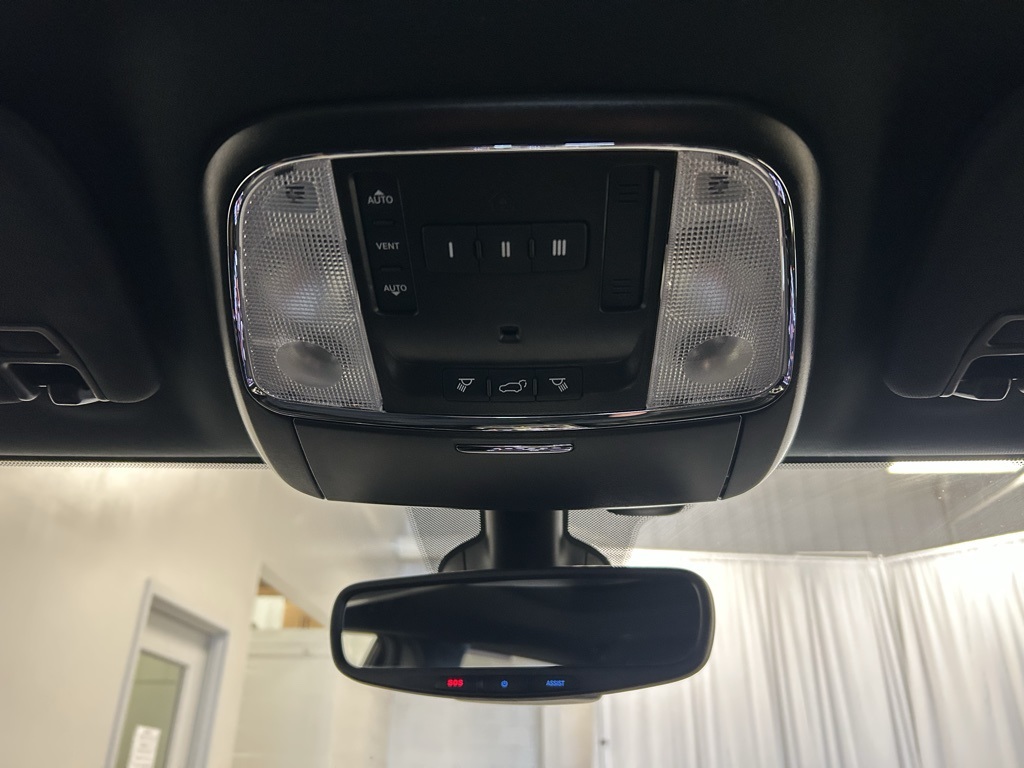 used 2021 Jeep Grand Cherokee car, priced at $22,774