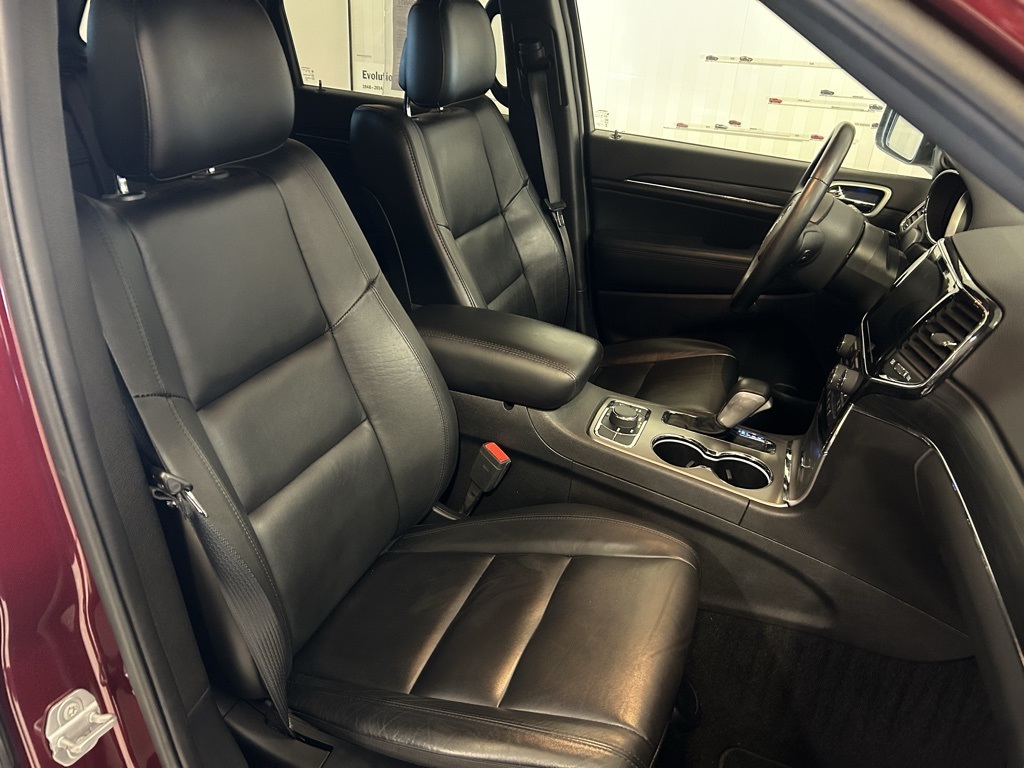 used 2021 Jeep Grand Cherokee car, priced at $22,774