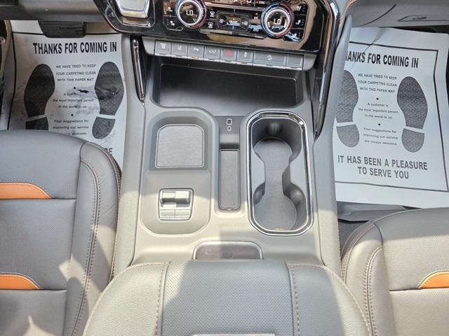 2025 GMC Sierra 3500HD AT4
