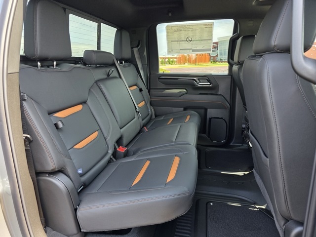 2025 GMC Sierra 3500HD AT4