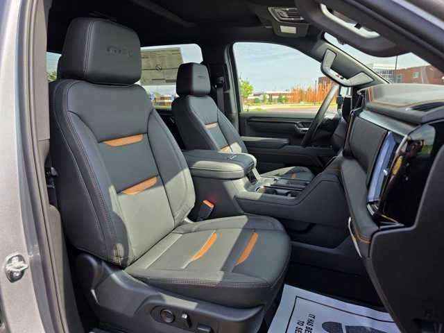 2025 GMC Sierra 3500HD AT4