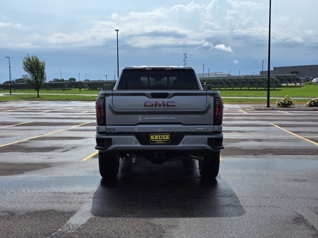 2025 GMC Sierra 3500HD AT4